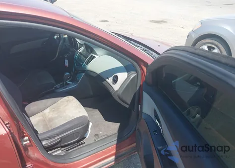 2012 Chevrolet Cruze Ls z USA, uszkodzony, nr VIN 1G1PC5SH2C7378105